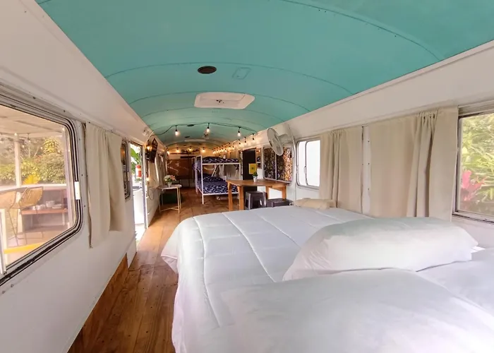 Dreamcatcher House Bus Experience 2
